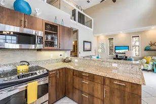 318 64th St, Holmes Beach, FL 34217 - Photo 14