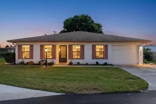 771 Vivienda S Ct, Venice, FL 34293 - Photo 1