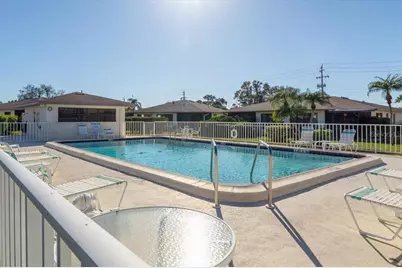 771 Vivienda South Court #9, Venice, FL 34293 - Photo 8