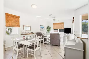 1858 Vamo Dr, Sarasota, FL 34231 - Photo 12