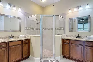 20952 Amanda Oak Ct, Land O Lakes, FL 34638 - Photo 14