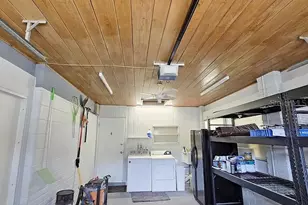 2019 Chippawa Pl, Sarasota, FL 34234 - Photo 18