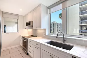 1145 Gulf of Mexico Dr, Longboat Key, FL 34228 - Photo 14