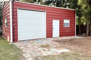 3424 16th St E, Bradenton, FL 34208 - Photo 12
