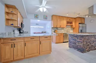 6811 Georgia Ave, Bradenton, FL 34207 - Photo 18