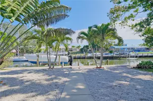6811 Georgia Ave, Bradenton, FL 34207 - Photo 12