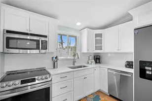 3007 Avenue E, Holmes Beach, FL 34217 - Photo 8