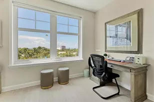 750 N Tamiami Trl, Sarasota, FL 34236 - Photo 12