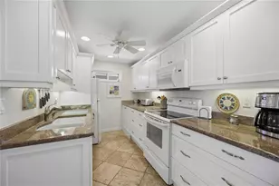 6005 Midnight Pass Rd, Sarasota, FL 34242 - Photo 12