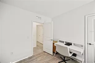 6564 Silverstar Dr, Sarasota, FL 34240 - Photo 20