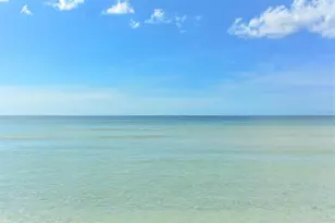 915 Seaside Dr, Sarasota, FL 34242 - Photo 48