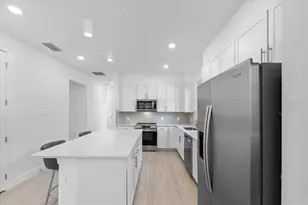 6713 Alstead Cir, Lakewood Ranch, FL 34202 - Photo 10