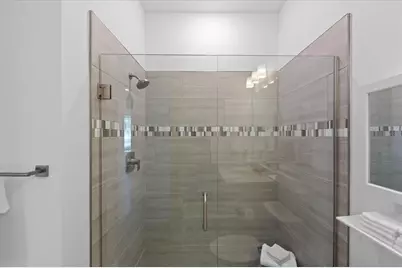 6713 Alstead Circle, Lakewood Ranch, FL 34202 - Photo 32