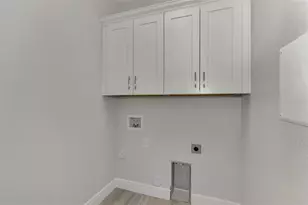 906 E Venice Ave, Venice, FL 34285 - Photo 40