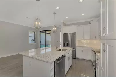 906 E Venice Avenue, Venice, FL 34285 - Photo 24