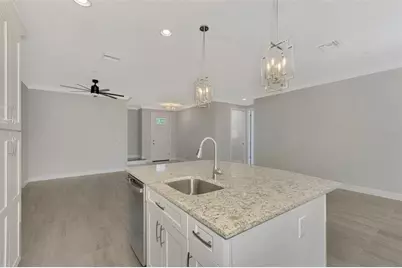 906 E Venice Avenue, Venice, FL 34285 - Photo 26