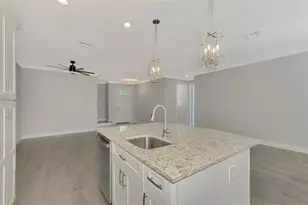 906 E Venice Ave, Venice, FL 34285 - Photo 26