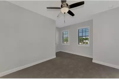 906 E Venice Avenue, Venice, FL 34285 - Photo 40