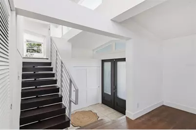 425 Partridge Circle, Sarasota, FL 34236 - Photo 2