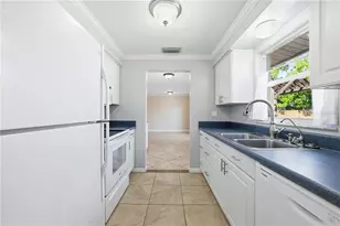 5353 Hayden Blvd, Sarasota, FL 34232 - Photo 22