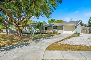 5353 Hayden Blvd, Sarasota, FL 34232 - Photo 2
