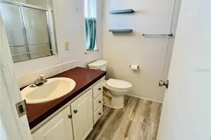 2305 Bay Dr, Bradenton, FL 34207 - Photo 16