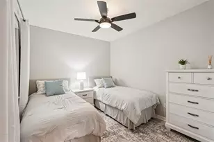 5710 Palmer Cir, Lakewood Ranch, FL 34211 - Photo 20