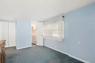 5205 5th St E, Bradenton, FL 34203 - Photo 14