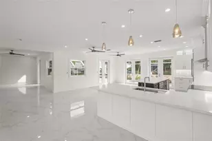 1240 Solitude Ln, Sarasota, FL 34242 - Photo 34