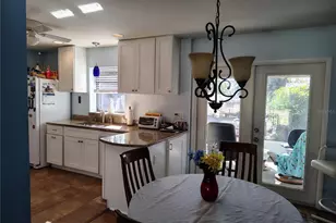 3218 Patton St, Sarasota, FL 34235 - Photo 8