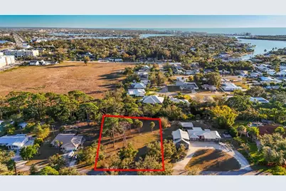 405 Estil Drive N, Nokomis, FL 34275 - Photo 2