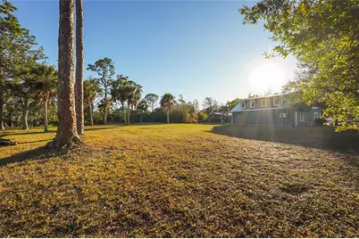 405 Estil Drive N, Nokomis, FL 34275 - Photo 24