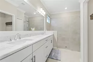 19135 Bordeaux Ct, Venice, FL 34293 - Photo 16