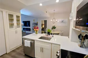 200 4th Ave S, Saint Petersburg, FL 33701 - Photo 12