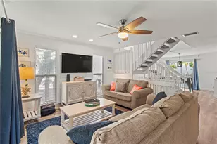 6250 Holmes Blvd, Holmes Beach, FL 34217 - Photo 26