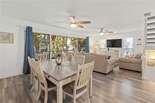 6250 Holmes Blvd, Holmes Beach, FL 34217 - Photo 32