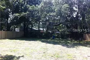 316 21st St E, Bradenton, FL 34208 - Photo 2