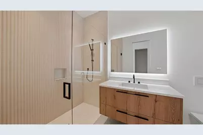 359 N Shore Drive, Sarasota, FL 34234 - Photo 30