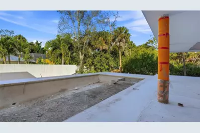 359 N Shore Drive, Sarasota, FL 34234 - Photo 6