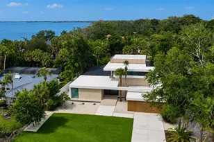 359 N Shore Dr, Sarasota, FL 34234 - Photo 2