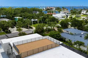 359 N Shore Dr, Sarasota, FL 34234 - Photo 42