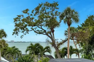 359 N Shore Dr, Sarasota, FL 34234 - Photo 40