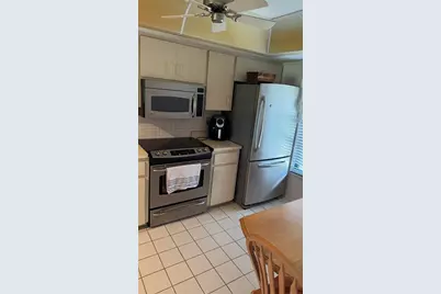 4640 Weybridge #12, Sarasota, FL 34235 - Photo 12