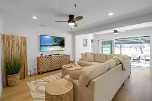2123 Harbourside Dr, Longboat Key, FL 34228 - Photo 22