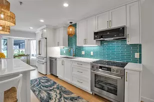 2123 Harbourside Dr, Longboat Key, FL 34228 - Photo 16