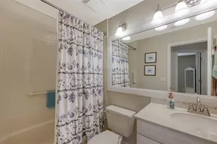 4711 Maid Marian Ln, Sarasota, FL 34232 - Photo 12