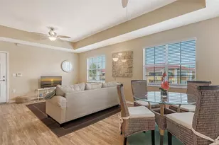 1020 Villagio Cir, Sarasota, FL 34237 - Photo 8