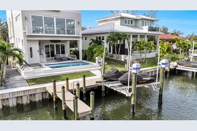 4881 Oxford Drive, Siesta Key, FL 34242 - Photo 12