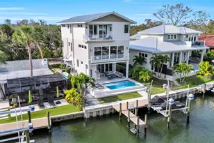 4881 Oxford Dr, Siesta Key, FL 34242 - Photo 8