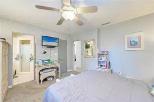 3040 Tyrone Ln, Sarasota, FL 34239 - Photo 24